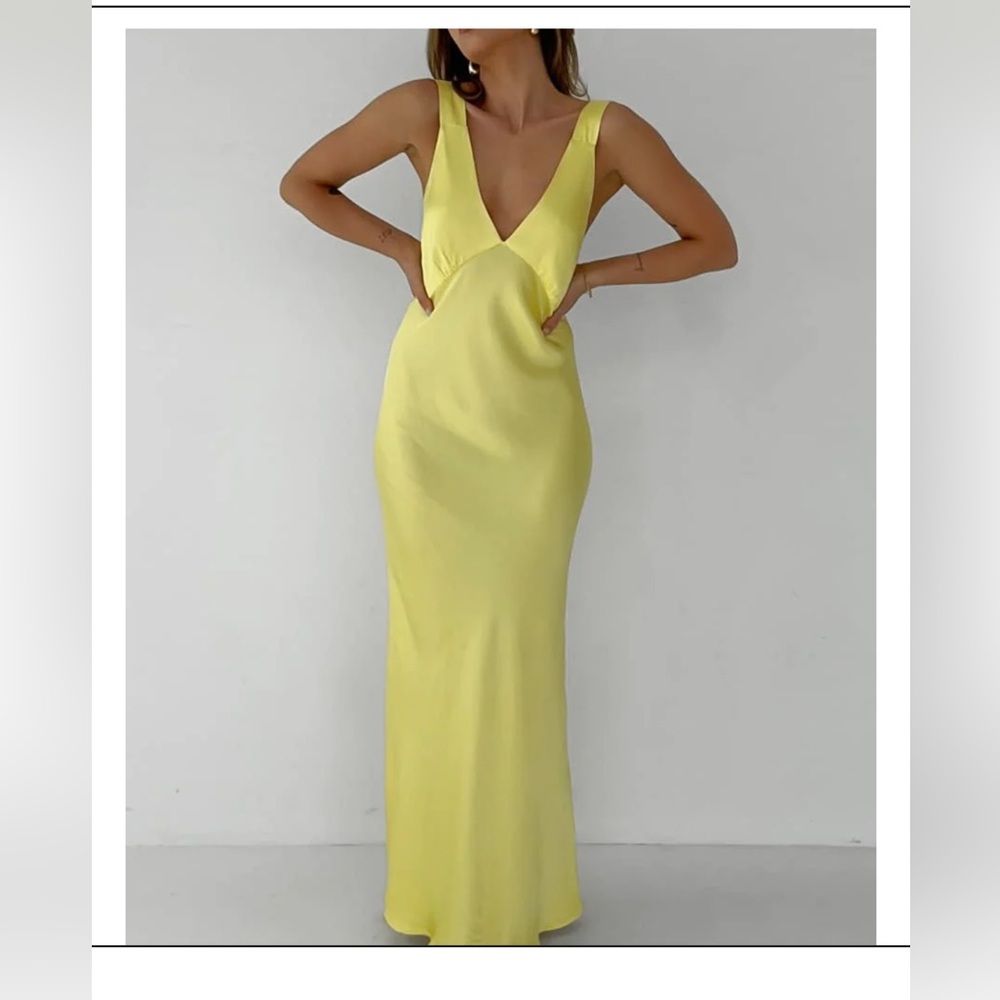 Rumored Sunset Maxi Dress in Yellow